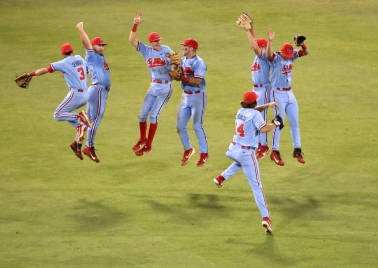 OleMissBaseball-4